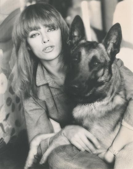 NATHALIE DELON E MASSAI
Fotografia promozionale di