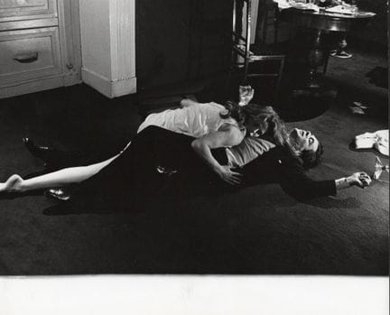 CHARLOTTE RAMPLING Y DIRK BOGARDE
Escena apasionad