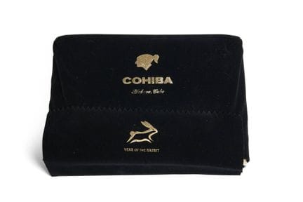 COHIBA SIGLO de ORO 兔年版
18支雪茄（黑色漆面礼盒）
Exitosos（115