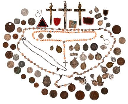 [Religiosa] Set bestehend aus 3 Kruzifixen, 3 Rose
