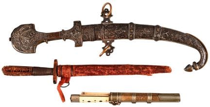 [Militaria] Set di 3 pugnali con i rispettivi fode