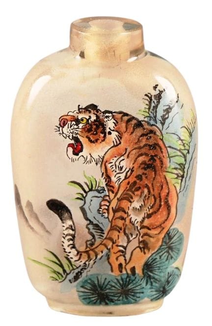 [Schnupftabakfläschchen] CHINA – Um 1900
Quadratis