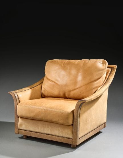 Set in legno composto da un divano letto a due pos