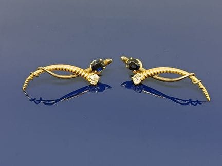 Paire de boucles d'oreille en or deux tons 750‰ se