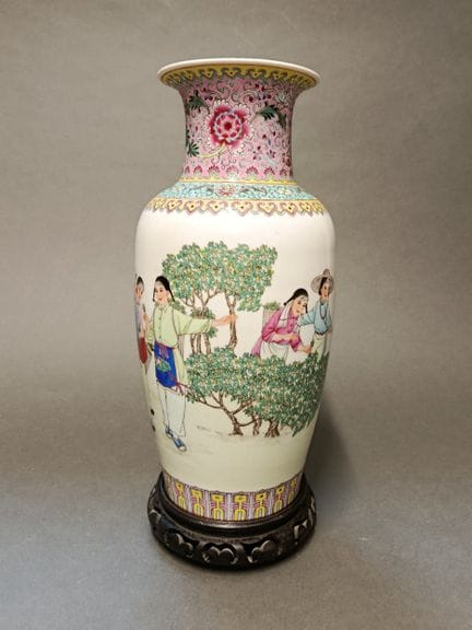 CINA, seconda metà del XX secolo
Vaso a balaustra 