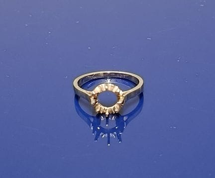 Monture de solitaire en or 750‰ et en platine mini