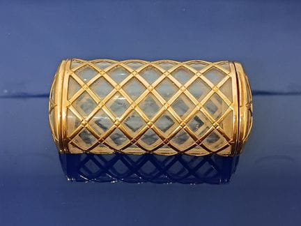 CARTIER 
Cigarette case made of transparent compos