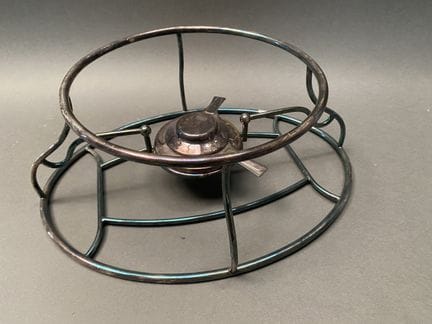 Speisenwärmer aus versilbertem Metall
H.: 14 – L.: