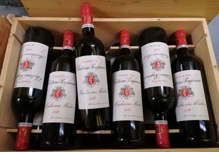 lot comprenant 12 bouteilles CHATEAU POUJEAUX - MO