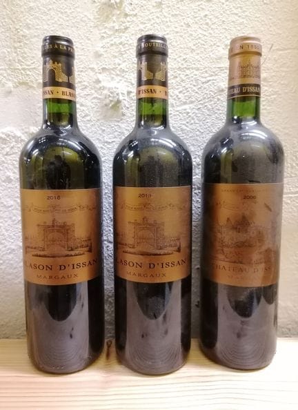 Lot comprenant 2 bouteilles de 75 cl - CHATEAU D'I