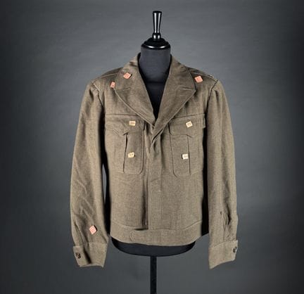 Jacke Modell 1944, auch „Ike“ genannt, aus khakifa
