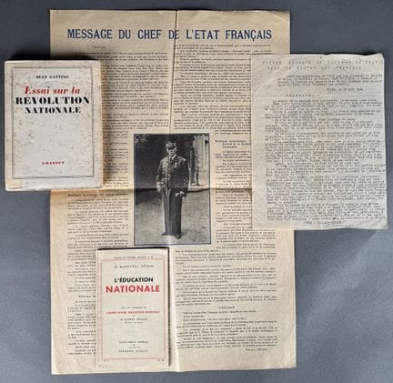 Lot comprenant :
- « Essai sur la Révolution Natio