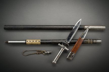 Épieu de chasse, démontable. Manche en fer tourné,