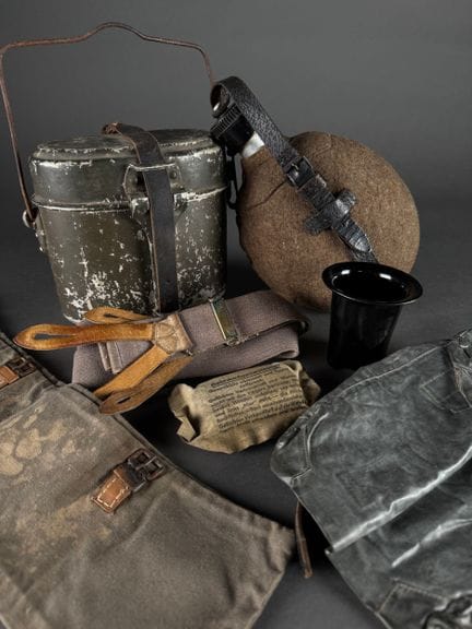 Set: Essschale mit Riemen, Trinkflasche (Riemen be