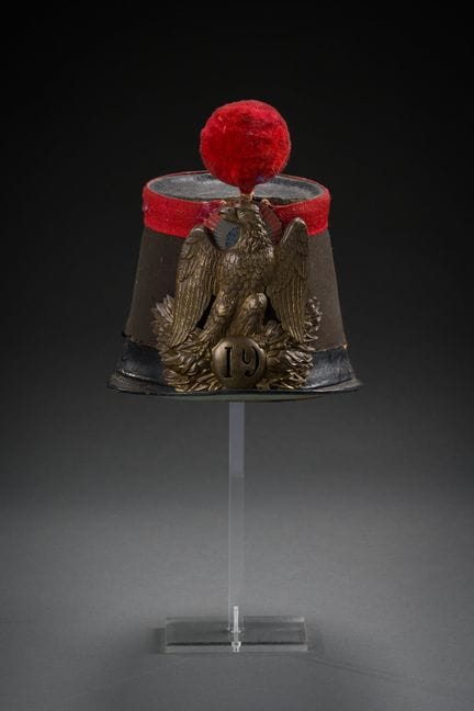 Shako del 19° Reggimento di Fanteria, modello 1856