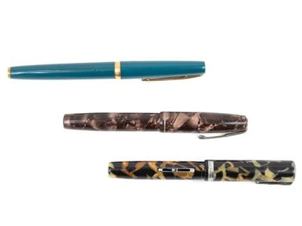 WATERMAN
Brown marbled Lady fountain pen, 14-karat