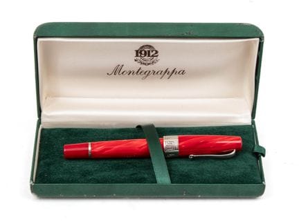 MONTEGRAPPA
Stylo plume Extra 1930, celluloïd roug