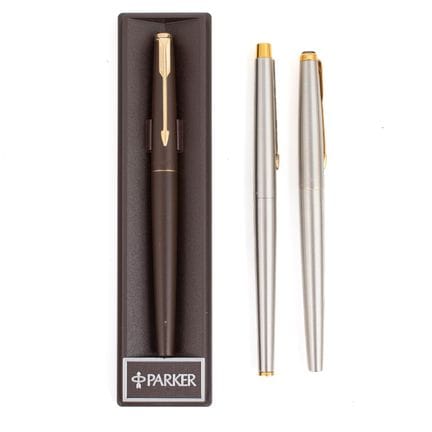 PARKER
3 stylos plume : Falcon acier GT, Falcon ma
