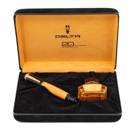 DELTA
Stylo plume pour le 20ème anniversaire (n°18