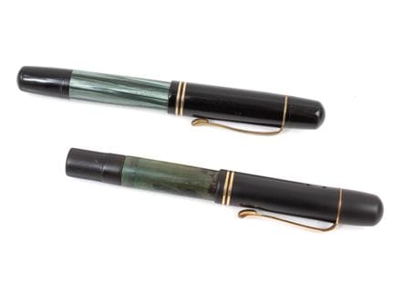 PELIKAN
Stylo plume 100, noir, corps usé et 100N, 