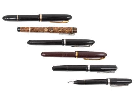 STYLOMINE
5 stylos plume + 1 mine : 303 noir+ 303 