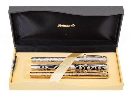 SHEAFFER
Stylo bille Nostalgia II en argent ciselé