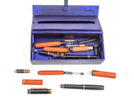 PARKER/WATERMAN
Set of replacement parts and tools