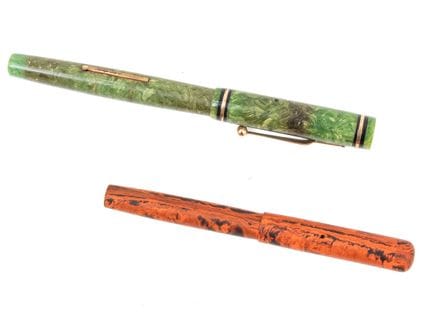 SWAN
Jade green fountain pen (faded), 14-karat gol
