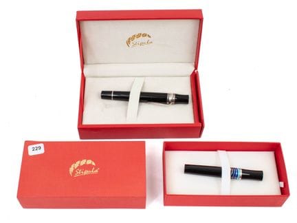 STIPULA
Da Vinci safety fountain pen, black resin,