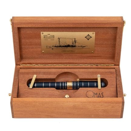 OMAS
Stylo plume Marconi 95, résine bleue, plume o
