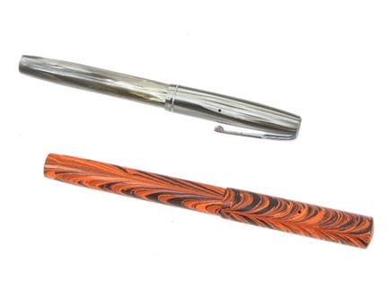 WATERMAN
Marbled gray fountain pen, 14-carat nib, 