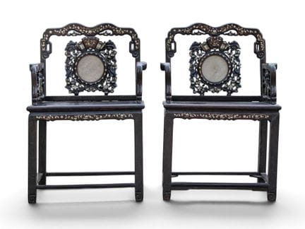 CHINA, GUANGZHOU—LATE 19TH CENTURY
Pair of armchai