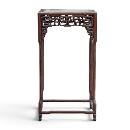 CHINA - 19TH CENTURY
Large, tall stool

Rectangula