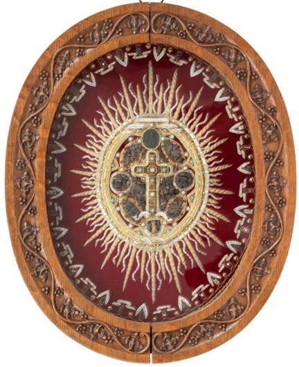 OBRA DE PRINCIPIOS DEL SIGLO XX
Marco relicario

d