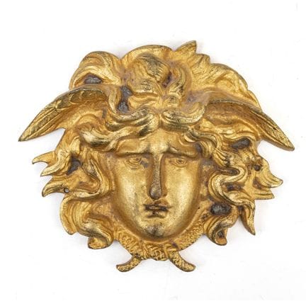 Cabeza de la gorgona Medusa

elemento decorativo d