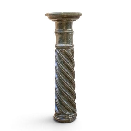Colonna torcida

in marmo serpentino 
manca il rip