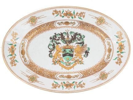 AL ESTILO DE LA COMPAÑÍA DE LAS INDias
Plato con e