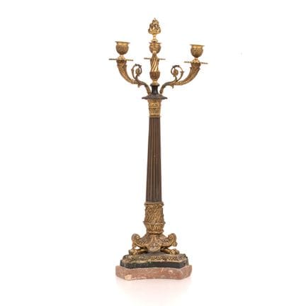 OBRA DE ESTILO CARLOS X
Candelabro de tres brazos 
