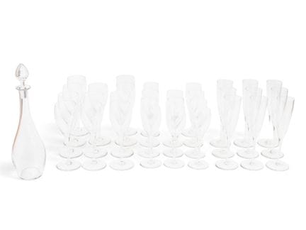 BACCARAT
Juego de servicio, modelo Saint Rémy

de 