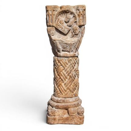 OBRA DE ESTILO ROMÁNICO CATALÁN
Columna y capitel 