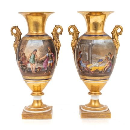 PARÍS, XIX
Par de jarrones neoclásicos

de porcela