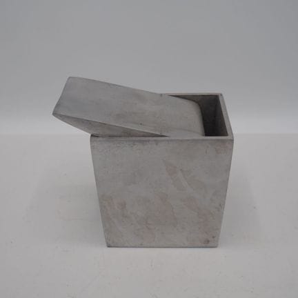 Philippe Starck 1949 / XO: Ashtray, 1984, Ray Holl