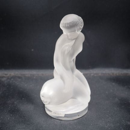Lalique France: Statuette, „Léda“, klares und sati