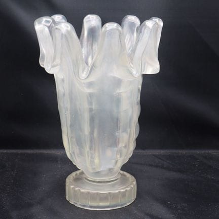 Ercole Barovier : Vase vers 1940, verre irisé coul