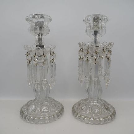 Baccarat : Paire de bougeoirs, cristal taillé et v