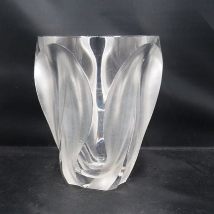 Marc Lalique 1900-1977 (France) : Vase vers 1970, 