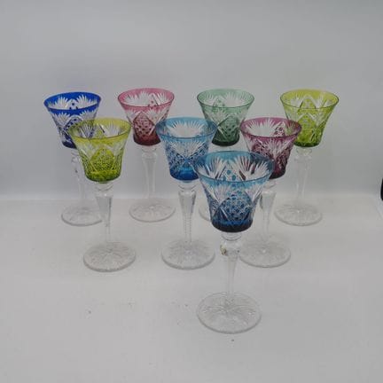 Saint-Louis : Lot de 8 verres à vin du Rhin, crist