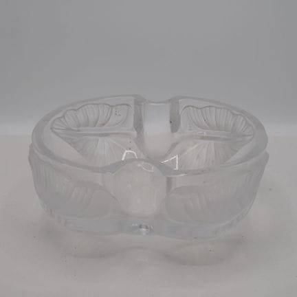 Lalique France : Coupe à fruits, cristal clair et 