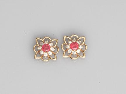 Pair of openwork flower earrings in two-tone 750°/