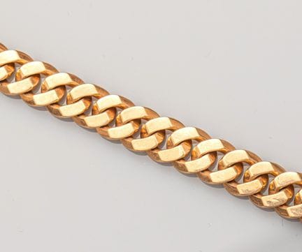 750°/°° (18K) gold bracelet with solid curb links.